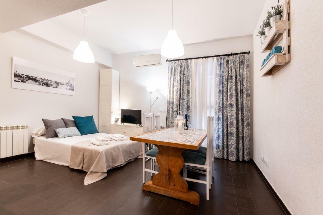 1 Habitacion Apartamento Temporada Lucero 마드리드 외부 사진